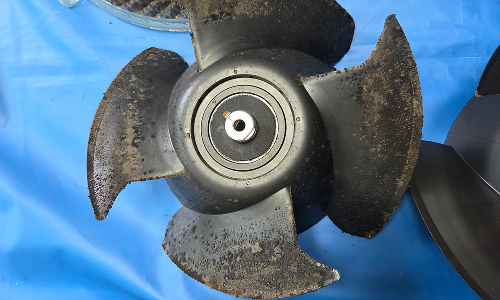 팬모터 오염 청소 전 사진